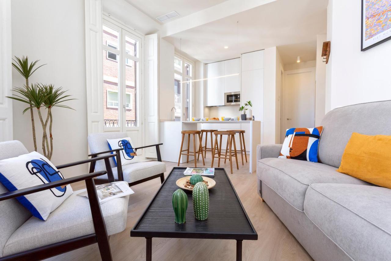Thyssen Cisneros By Rent Me Appartamento *