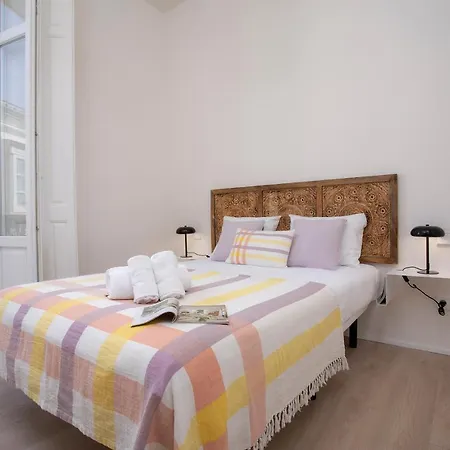 Apartamentos Thyssen Cisneros By Rent Me Malaga Exterior photo